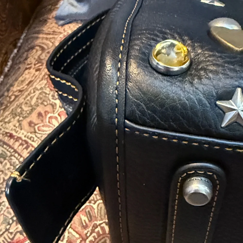 Coach Rogue 25 with Beatnik Rivets - Picture 11 of 16